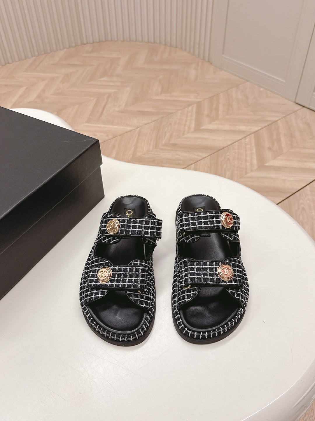 LuxluxHouse Best Quality Chanel Sandals
