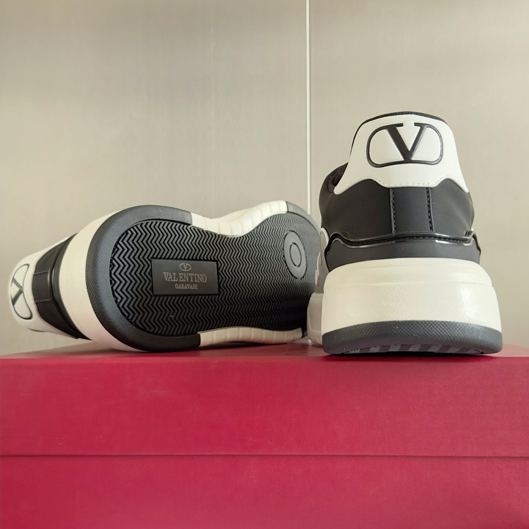 LuxluxHouse Best Quality Valentino Women Shoes