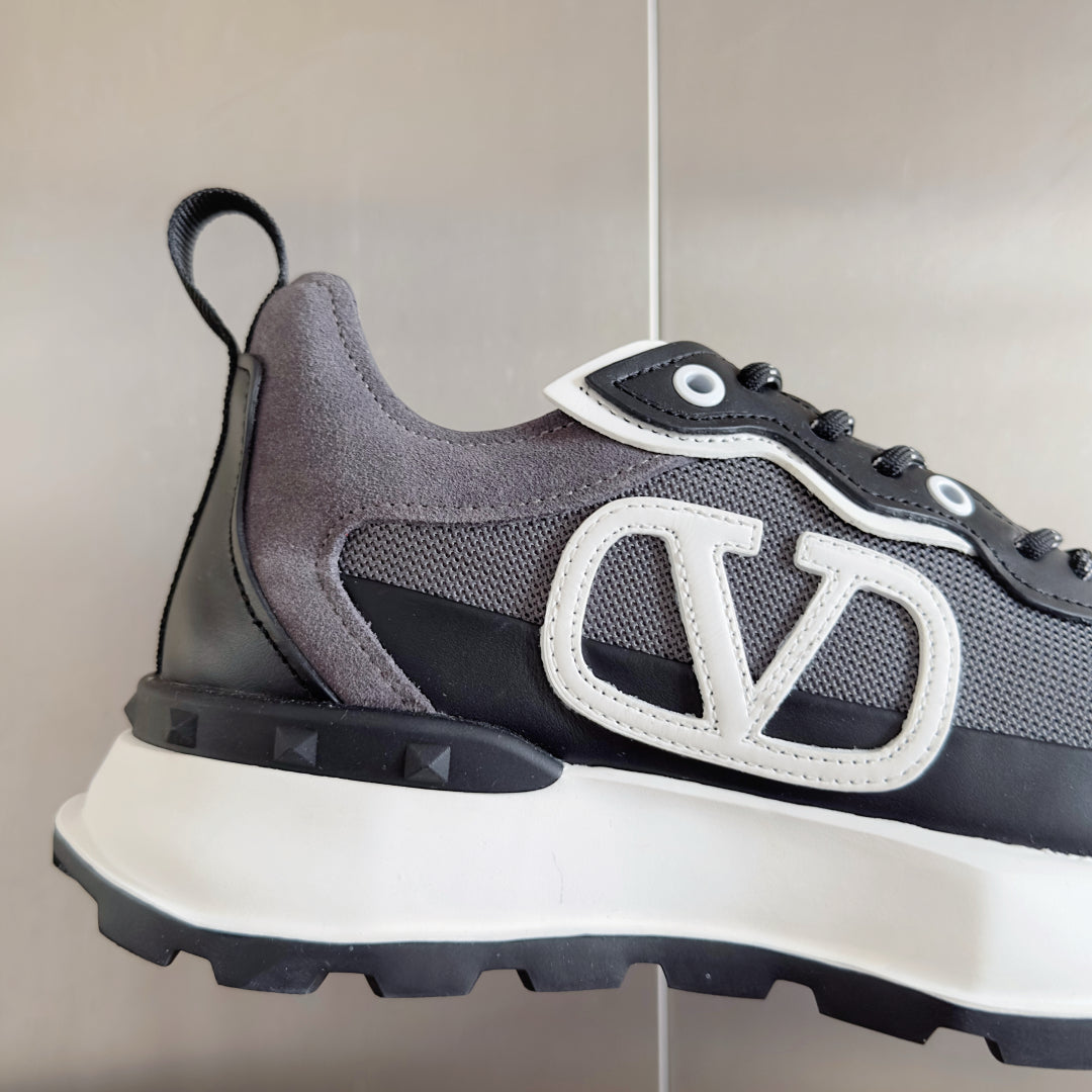 LuxluxHouse Best Quality Valentino Women Shoes