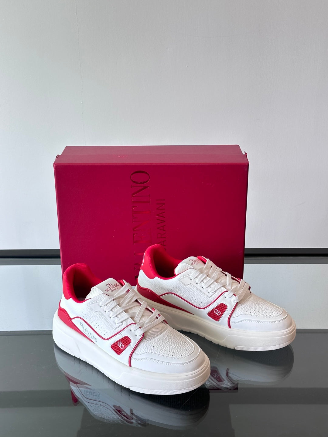 LuxluxHouse Best Quality Shoes Valentino