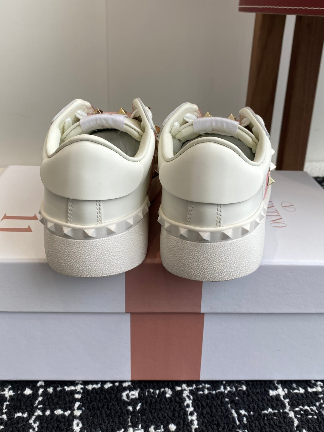 LuxluxHouse Best Quality Valentino Women Shoes