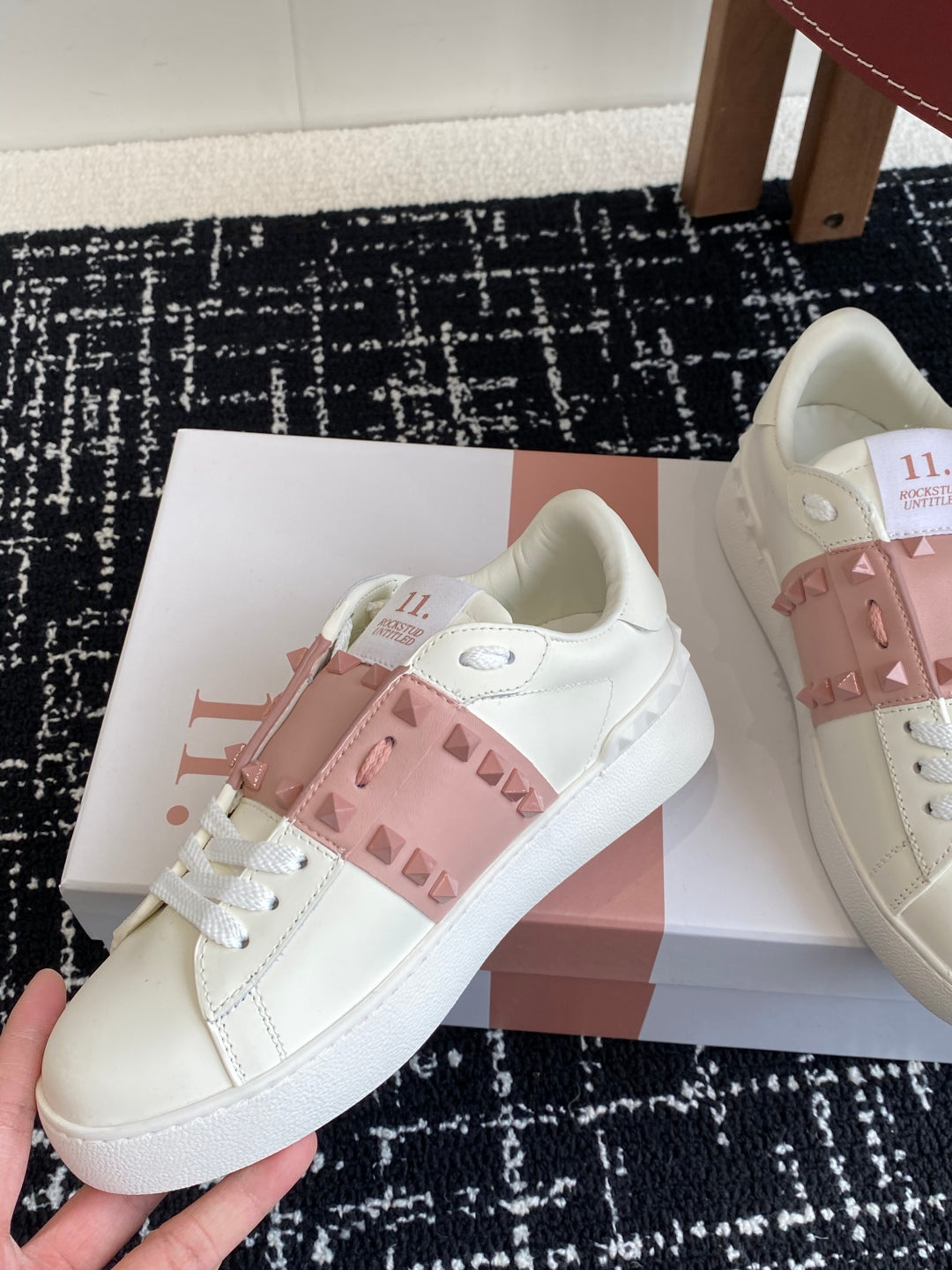 LuxluxHouse Best Quality Valentino Women Shoes