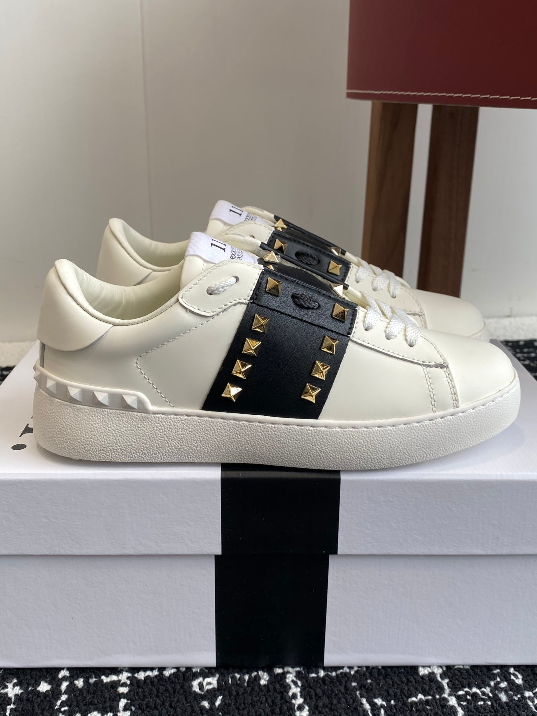 LuxluxHouse Best Quality Valentino Women Shoes