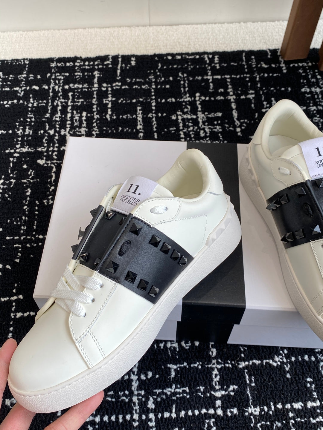 LuxluxHouse Best Quality Valentino Women Shoes