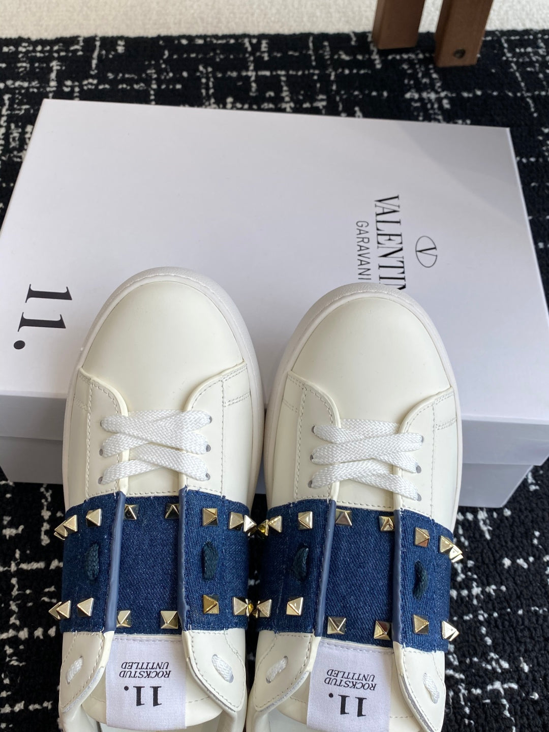 LuxluxHouse Best Quality Valentino Women Shoes