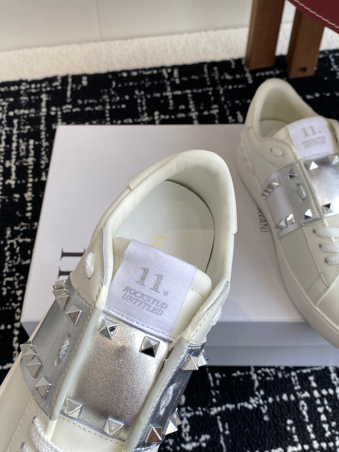 LuxluxHouse Best Quality Valentino Women Shoes