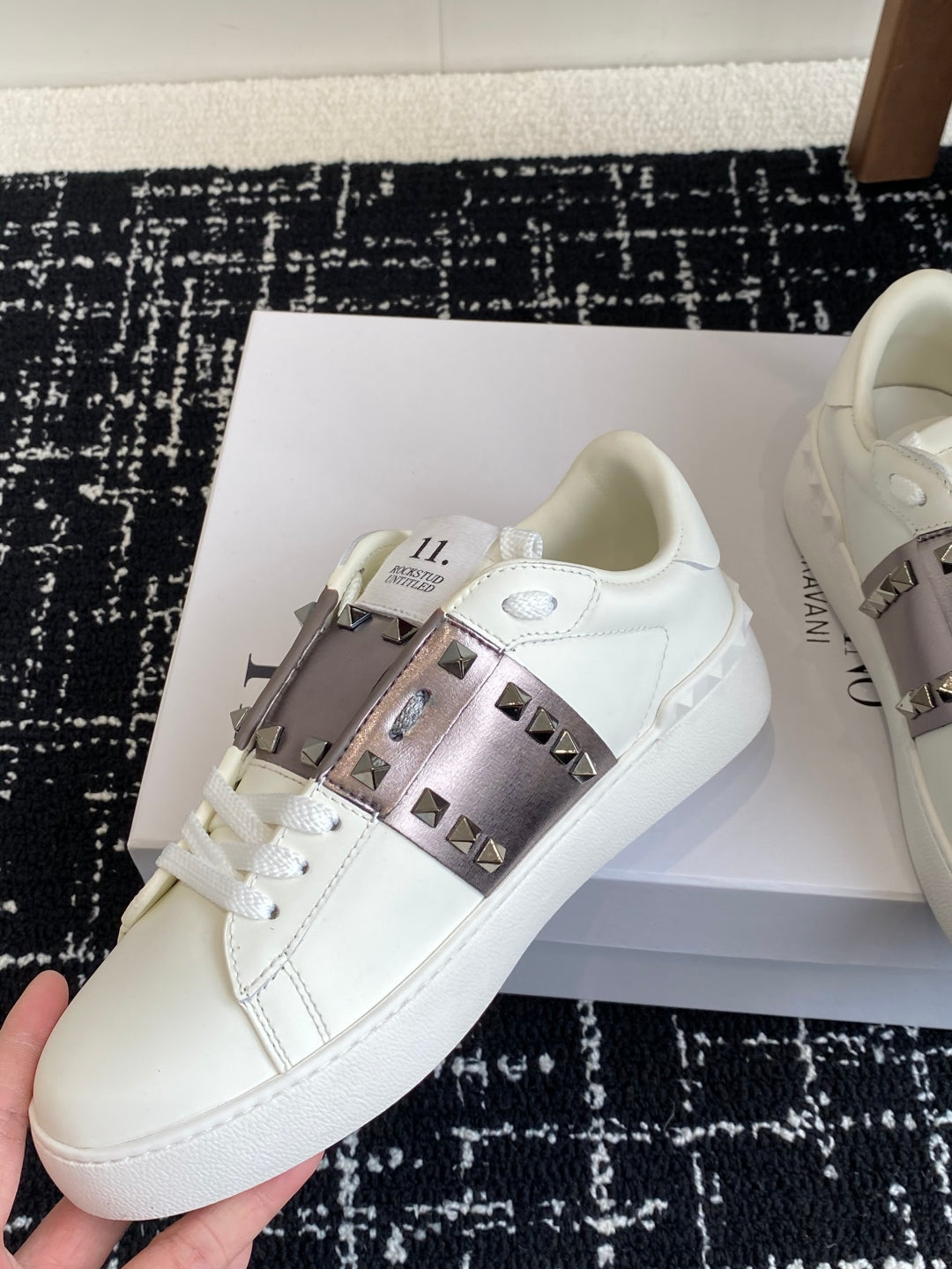 LuxluxHouse Best Quality Valentino Women Shoes