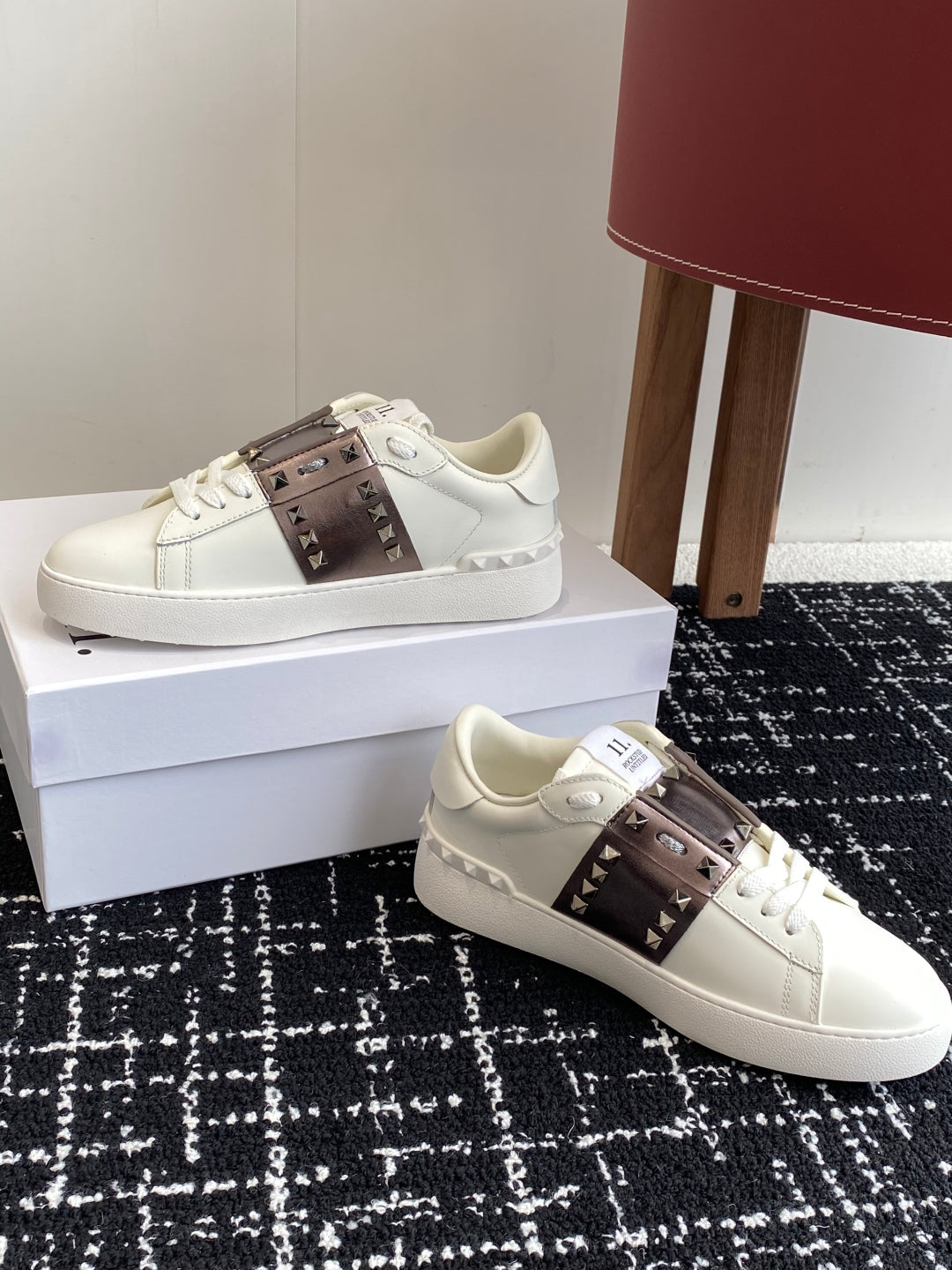 LuxluxHouse Best Quality Valentino Women Shoes