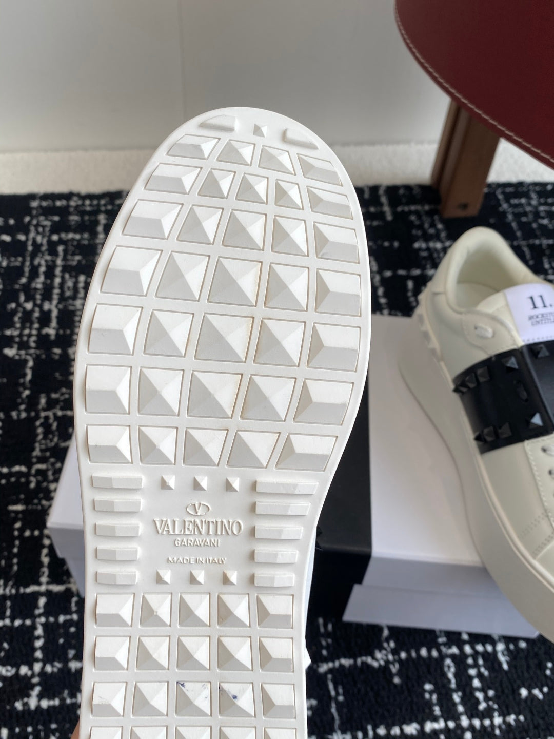 LuxluxHouse Best Quality Valentino Women Shoes