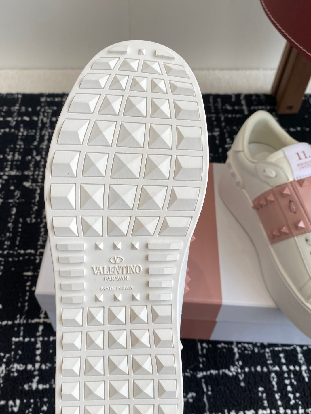 LuxluxHouse Best Quality Valentino Women Shoes