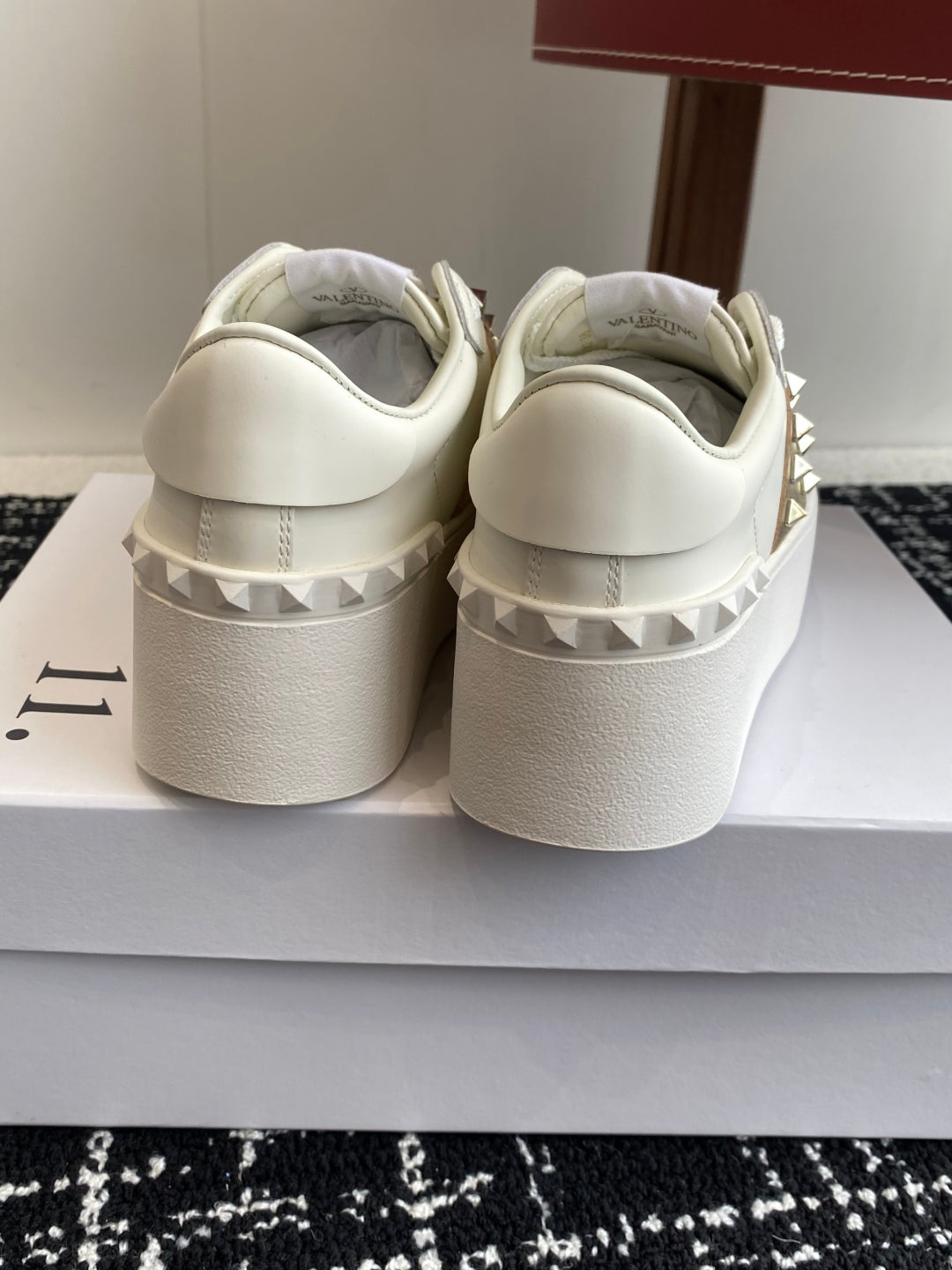 LuxluxHouse Best Quality Valentino Women Shoes