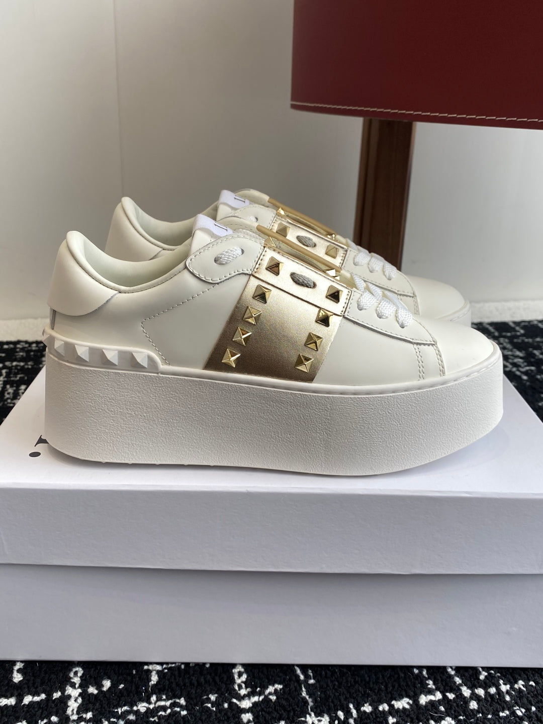 LuxluxHouse Best Quality Valentino Women Shoes