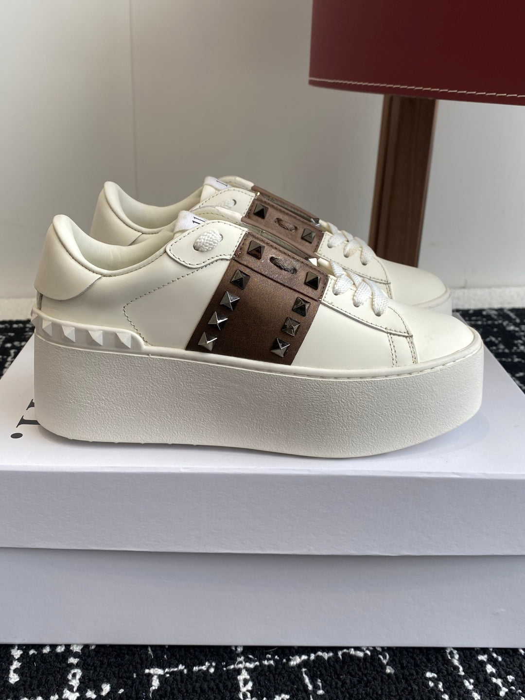 LuxluxHouse Best Quality Valentino Women Shoes