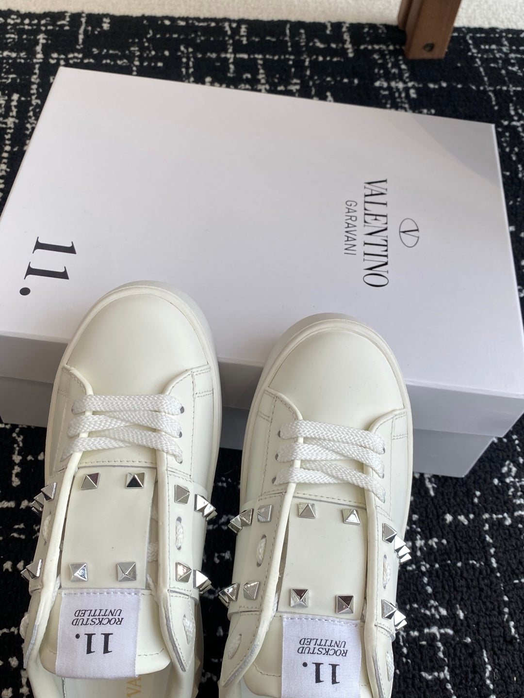 LuxluxHouse Best Quality Valentino Women Shoes