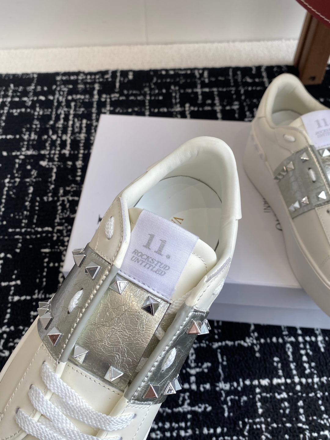 LuxluxHouse Best Quality Valentino Women Shoes