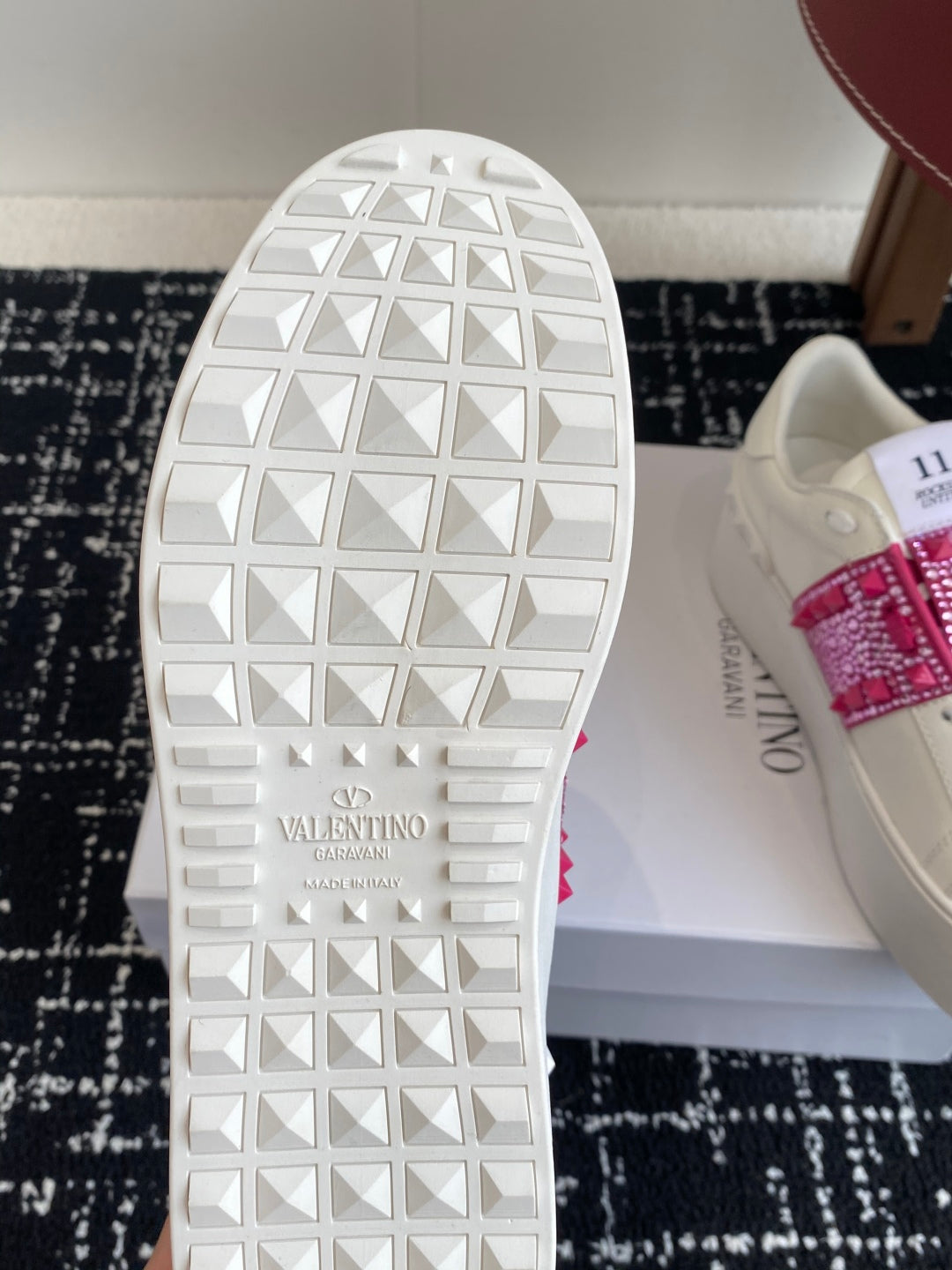 LuxluxHouse Best Quality Valentino Women Shoes