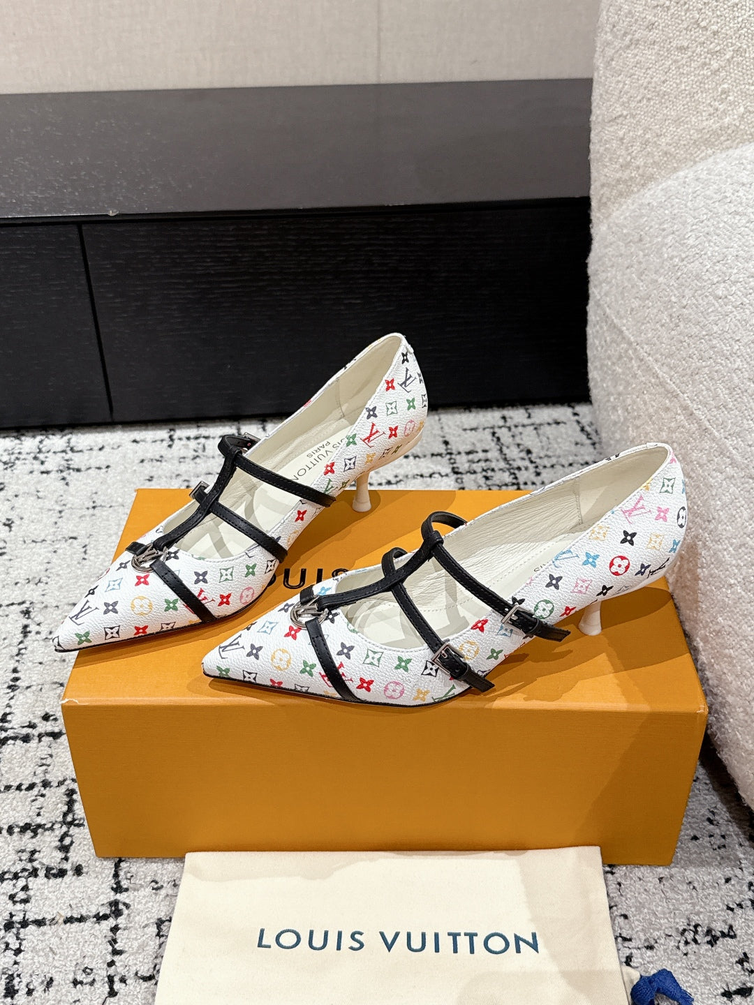 LuxluxHouse Best Quality Women Shoes Louis Vuitton