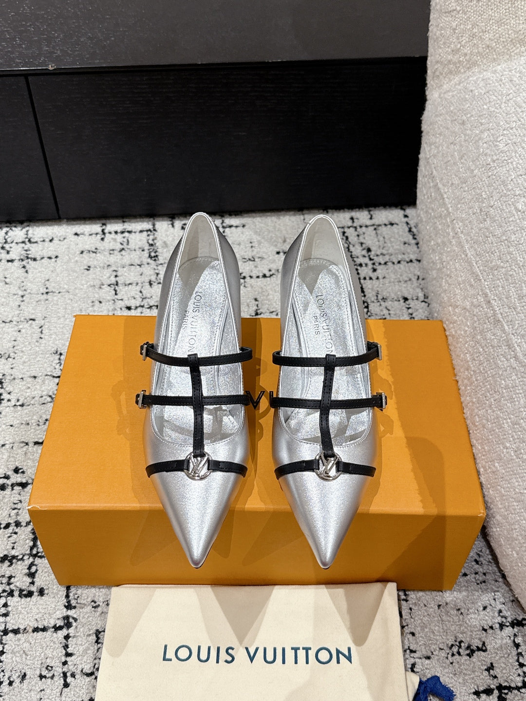 LuxluxHouse Best Quality Women Shoes Louis Vuitton