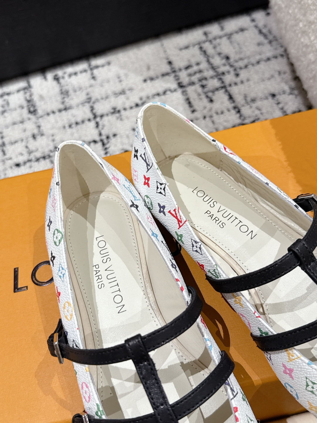 LuxluxHouse Best Quality Women Shoes Louis Vuitton