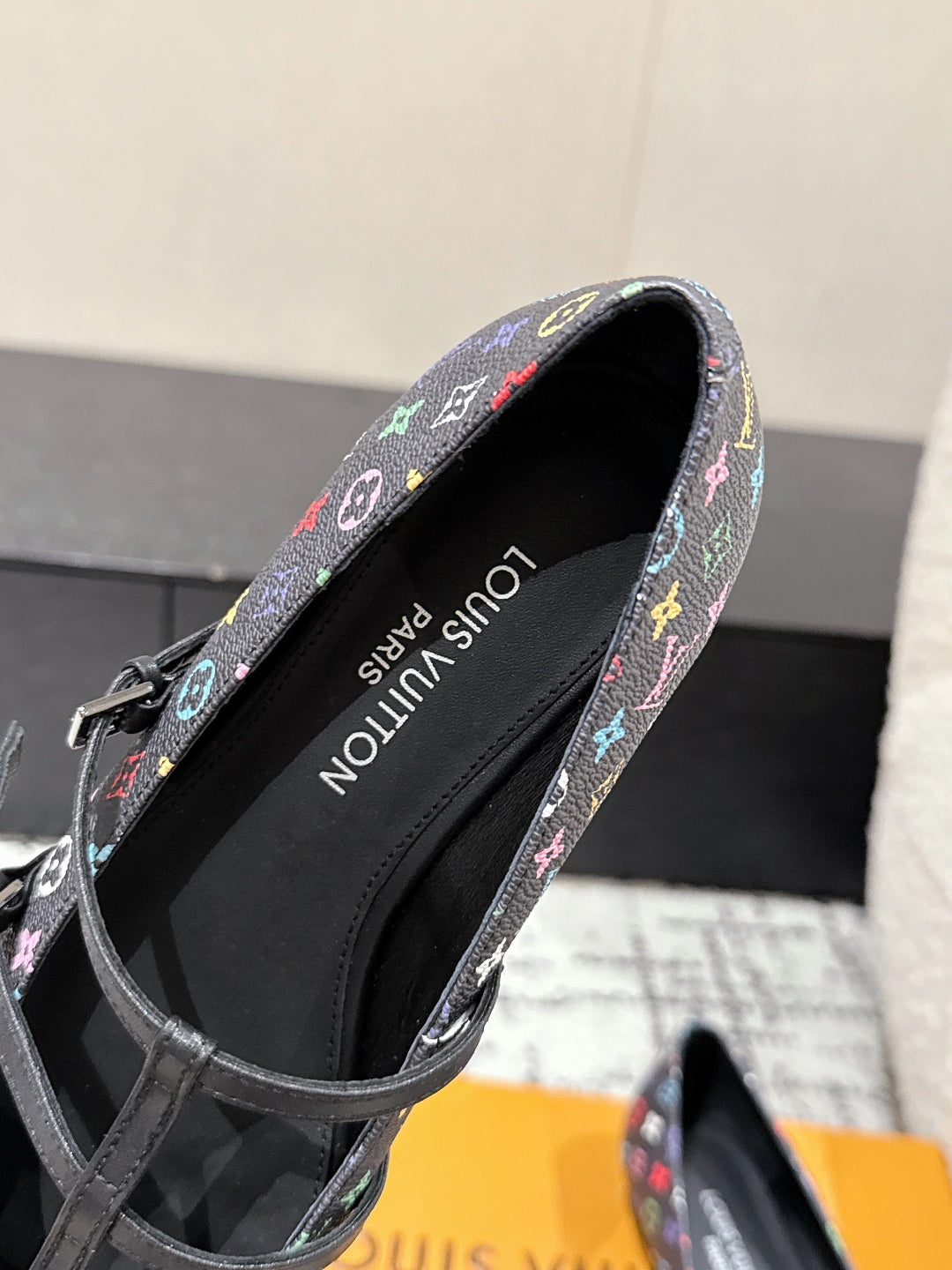 LuxluxHouse Best Quality Women Shoes Louis Vuitton