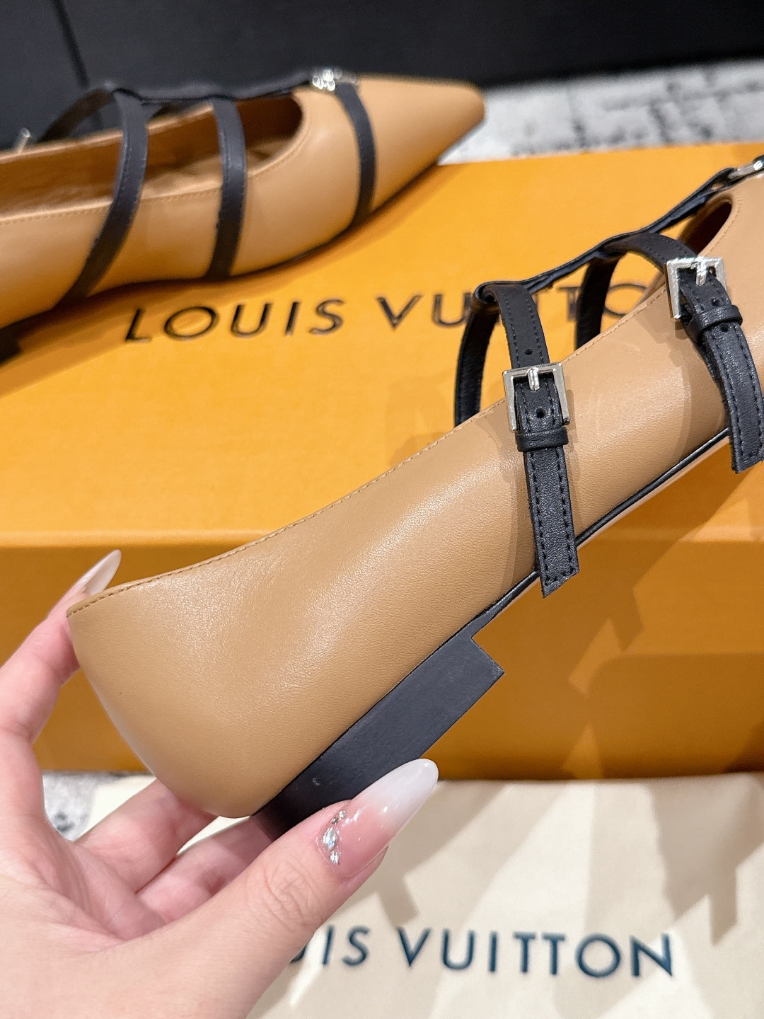 LuxluxHouse Best Quality Women Shoes Louis Vuitton