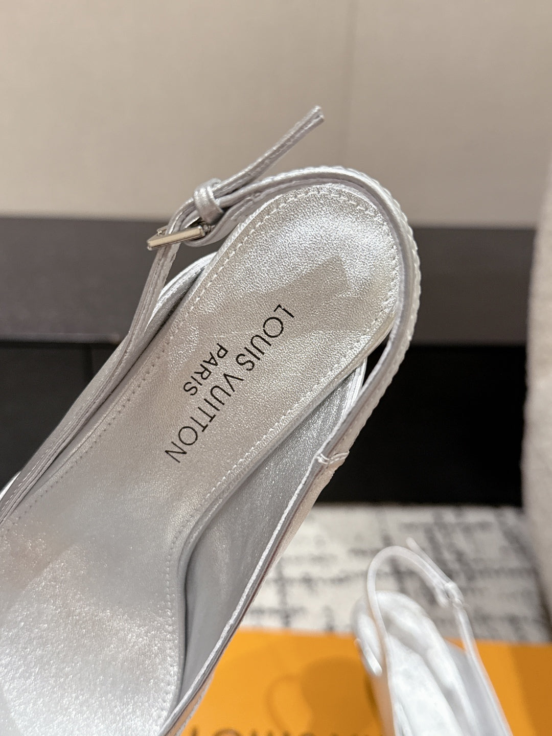 LuxluxHouse Best Quality Women Shoes Louis Vuitton