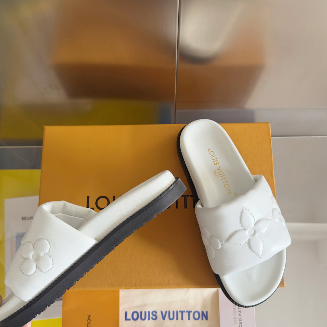 LuxluxHouse Best Quality Women Shoes Louis Vuitton
