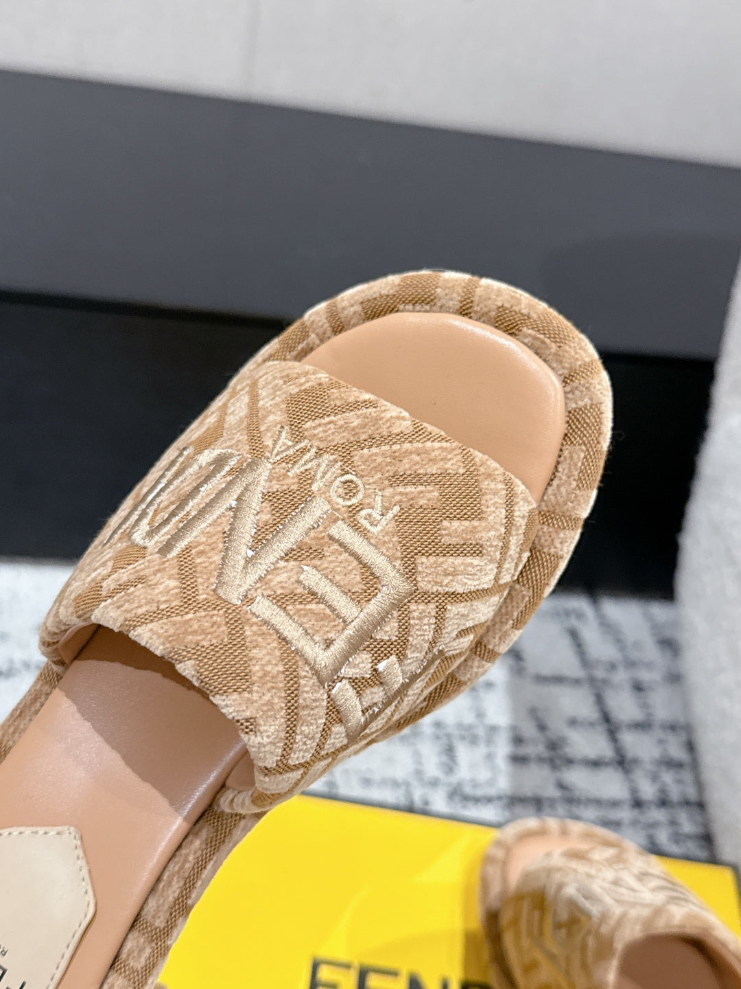 LuxluxHouse Best Quality Fendi Women Shoes