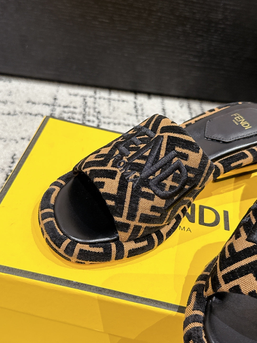 LuxluxHouse Best Quality Fendi Women Shoes
