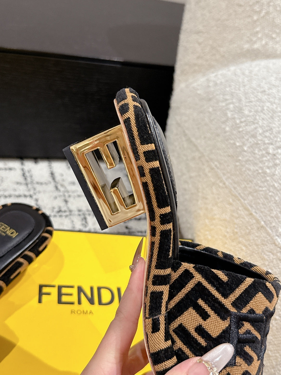 LuxluxHouse Best Quality Fendi Women Shoes