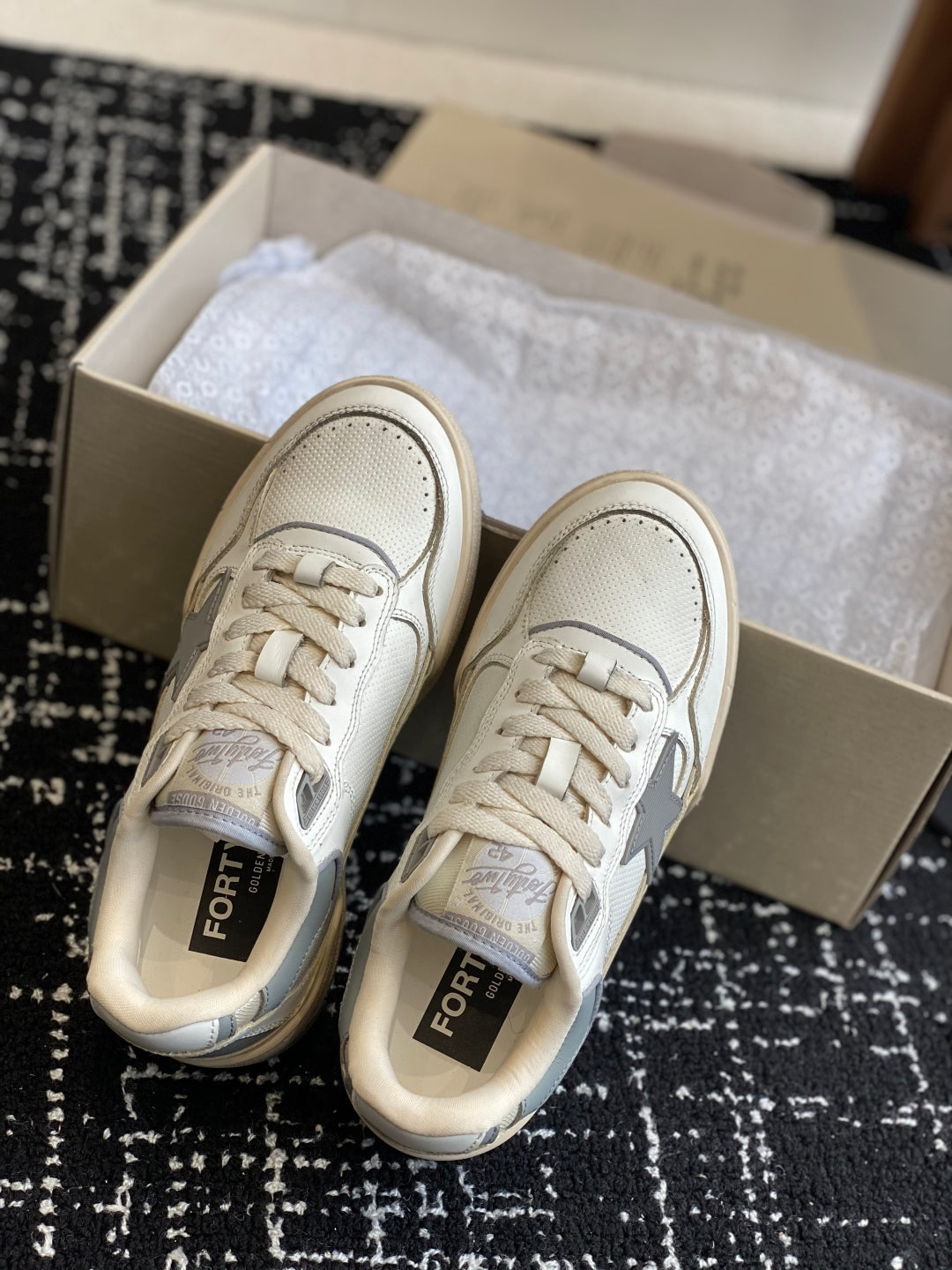 LuxluxHouse Best Quality Shoes Golden Goose