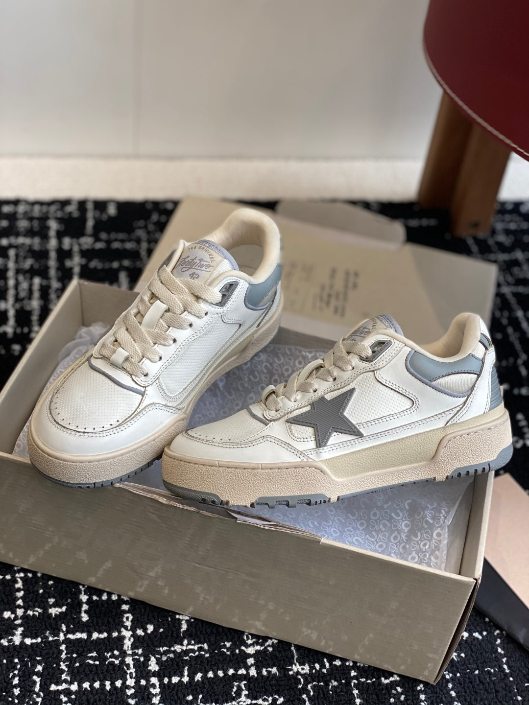 LuxluxHouse Best Quality Shoes Golden Goose