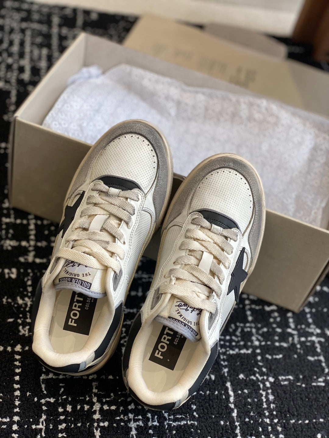 LuxluxHouse Best Quality Shoes Golden Goose