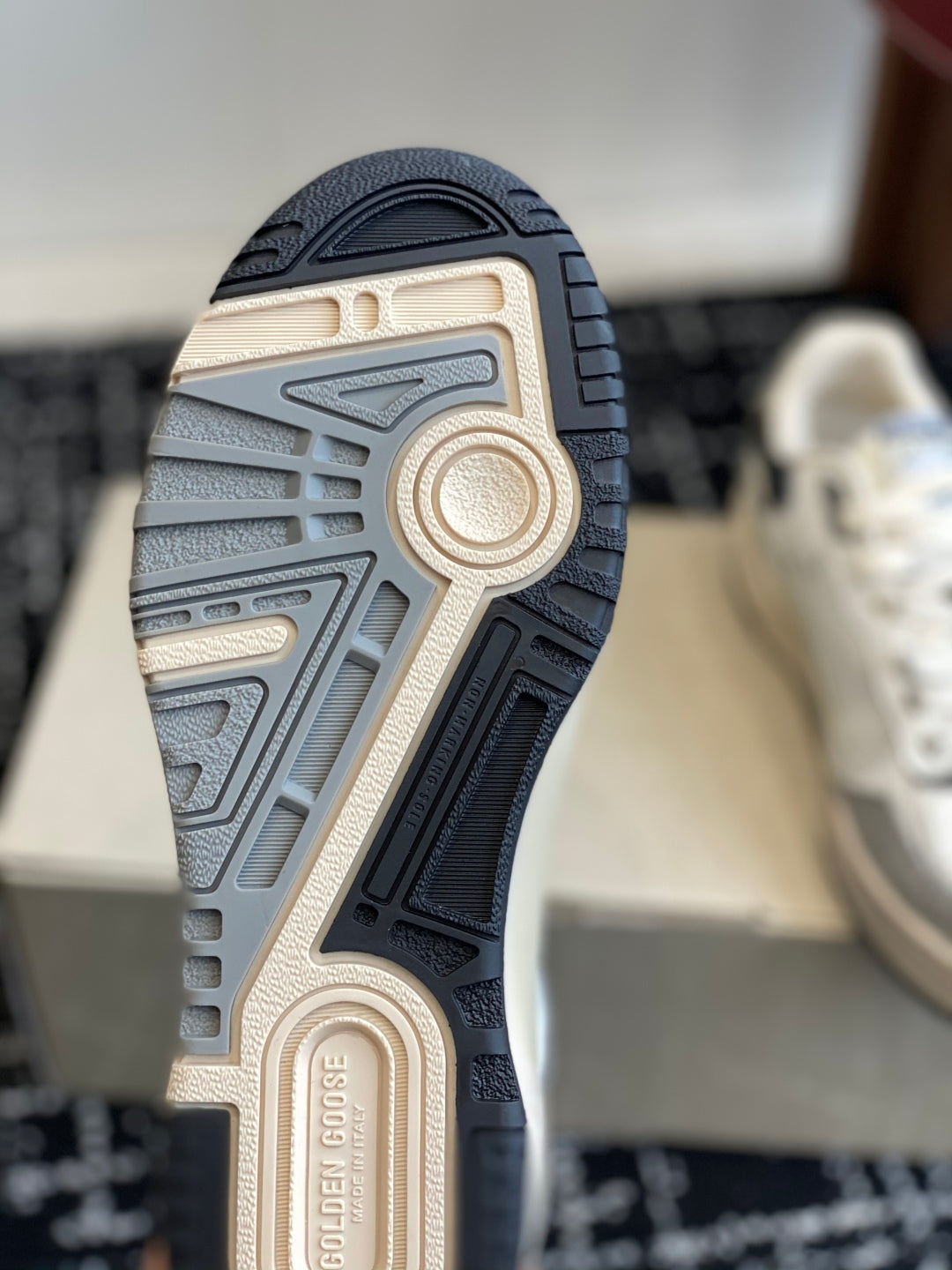 LuxluxHouse Best Quality Shoes Golden Goose