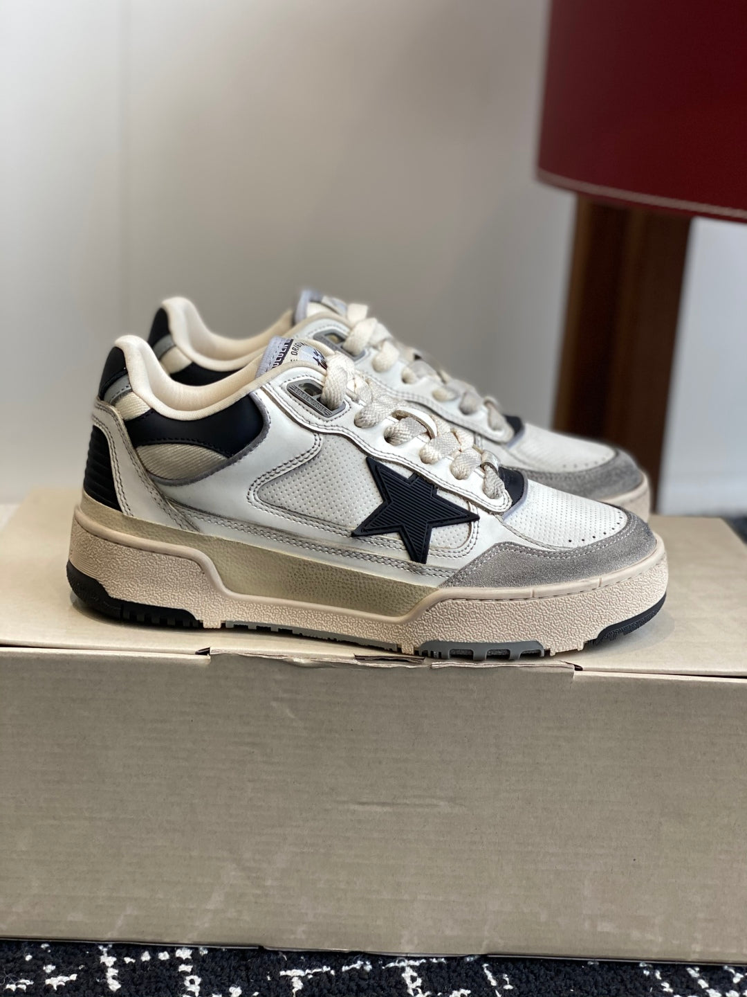 LuxluxHouse Best Quality Shoes Golden Goose