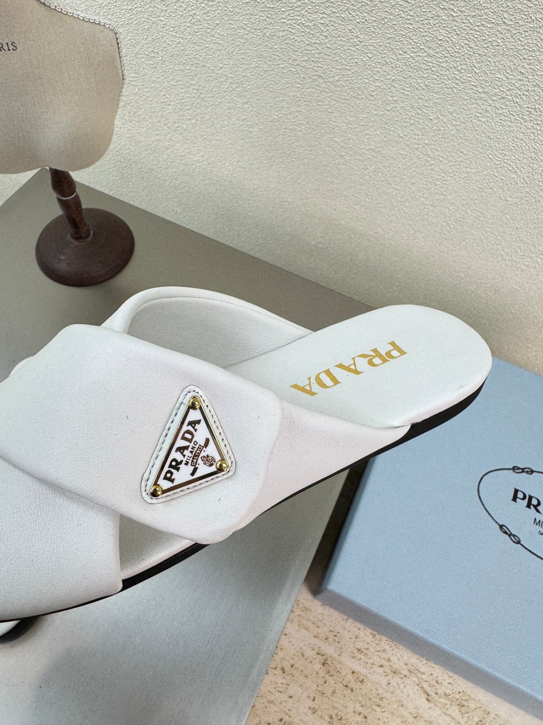LuxluxHouse Best Quality Women Shoes Prada