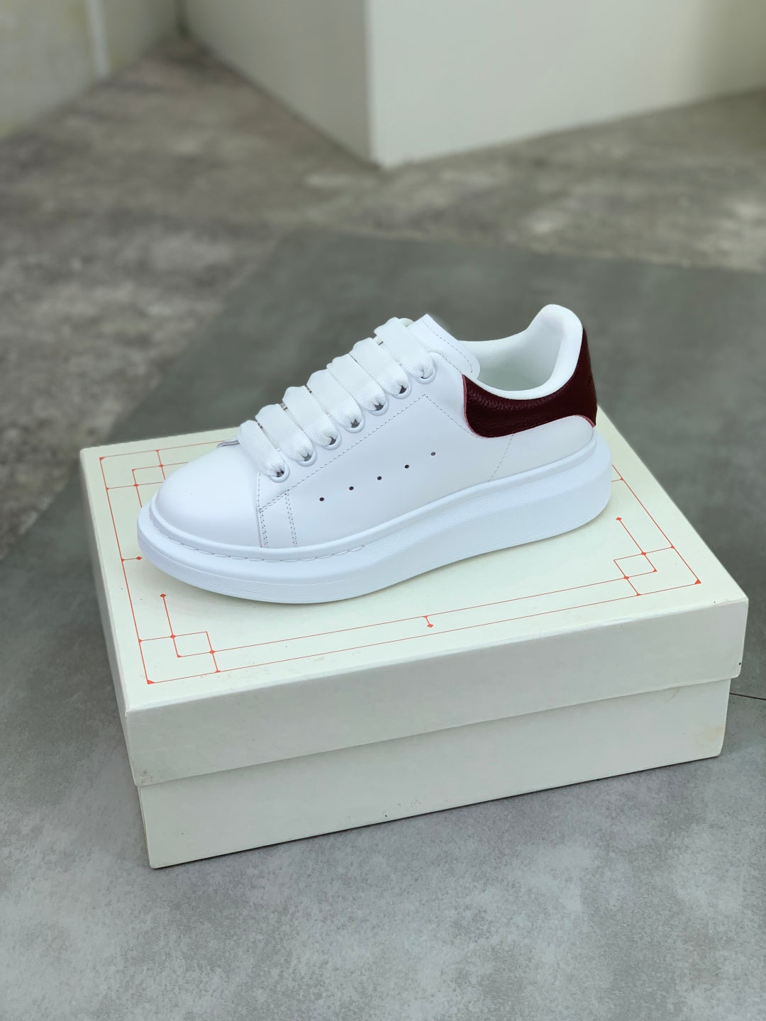 LuxluxHouse Best Quality Shoes Alexander McQueen