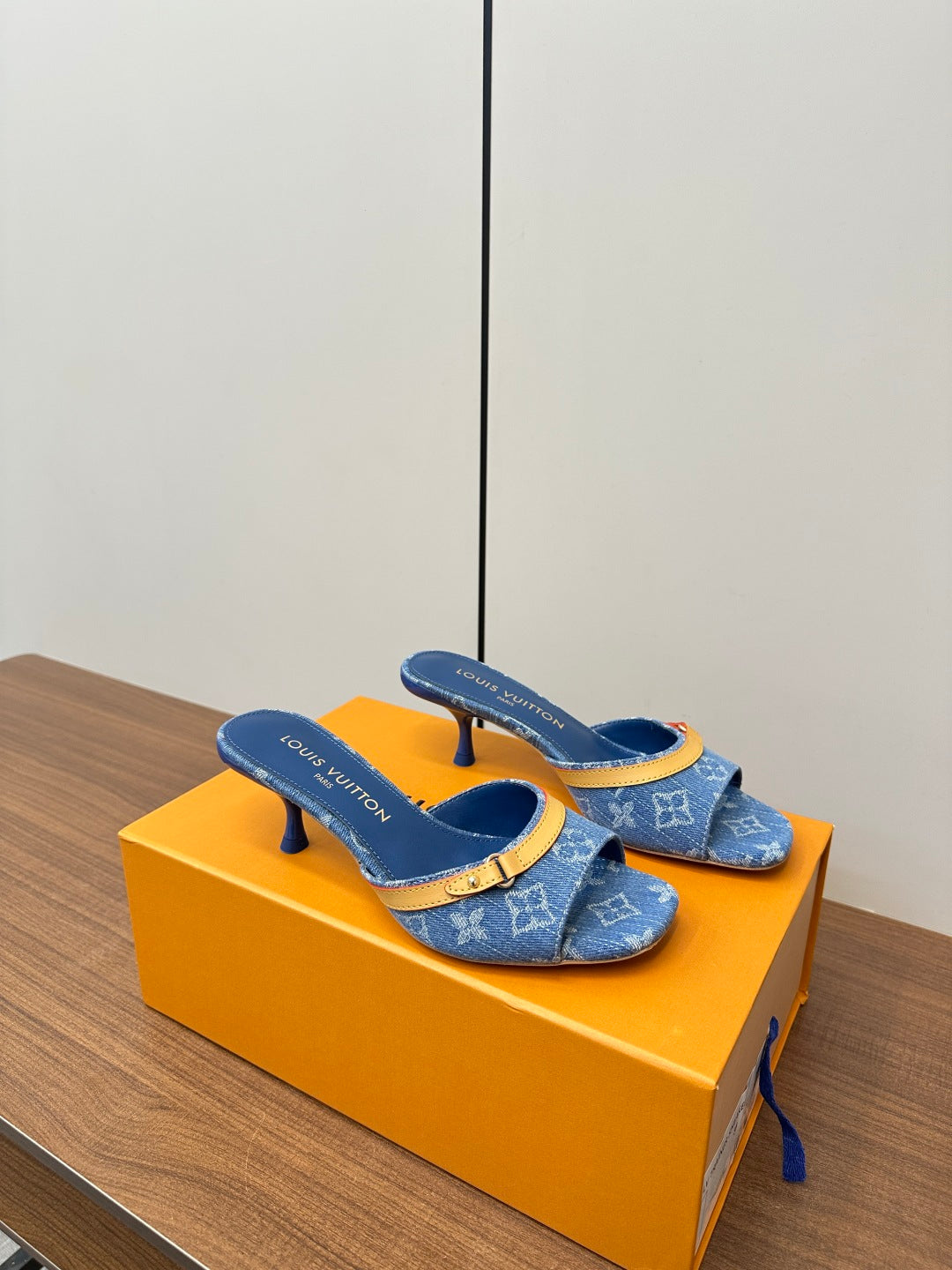 LuxluxHouse Best Quality Women Shoes Louis Vuitton