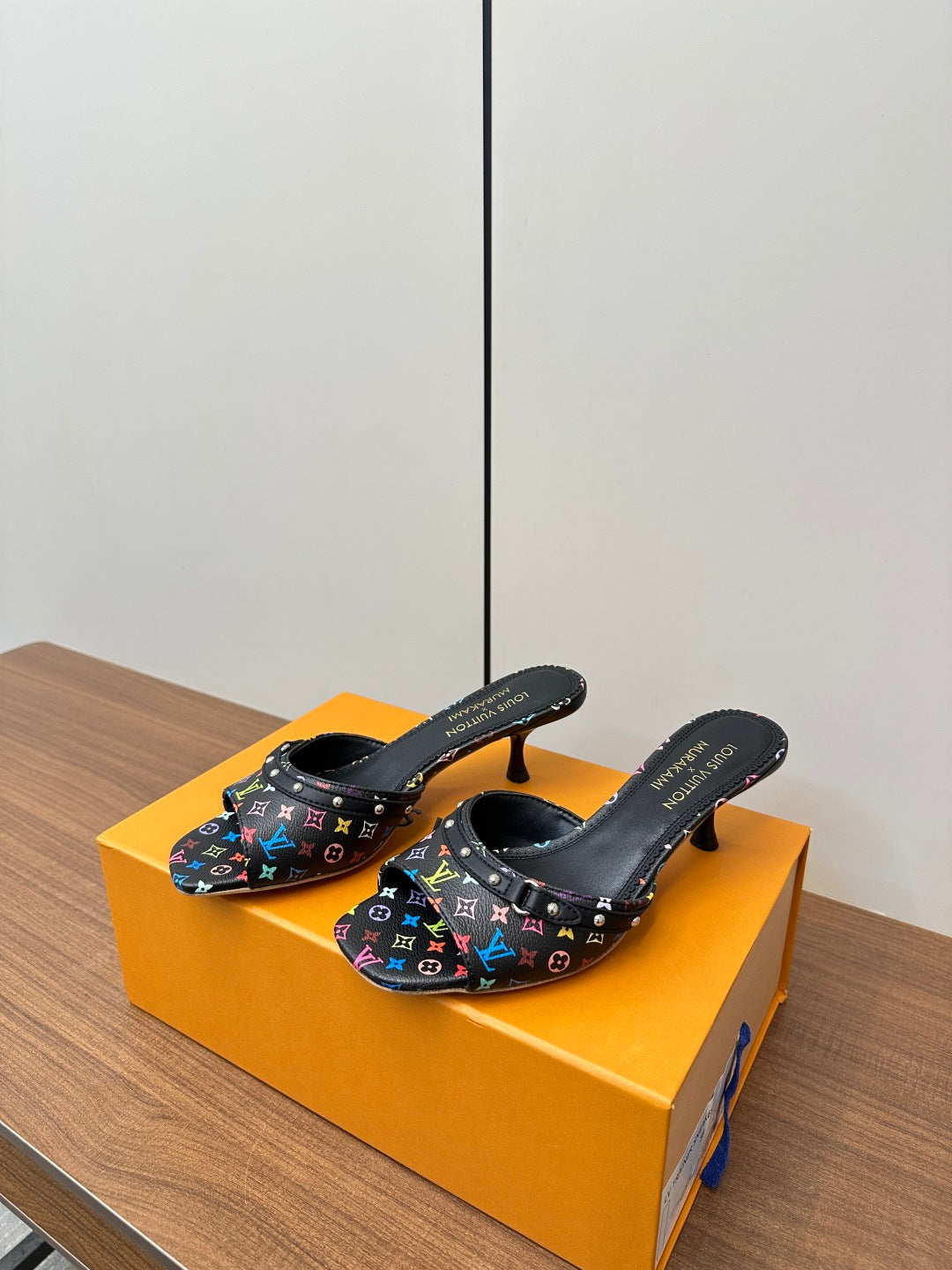LuxluxHouse Best Quality Women Shoes Louis Vuitton