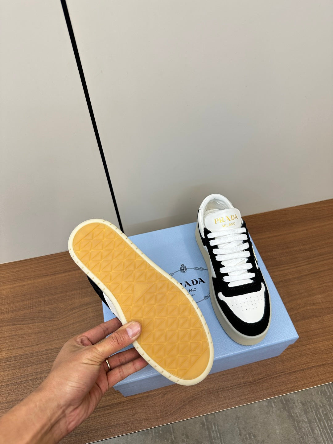 LuxluxHouse Best Quality Women Shoes Prada