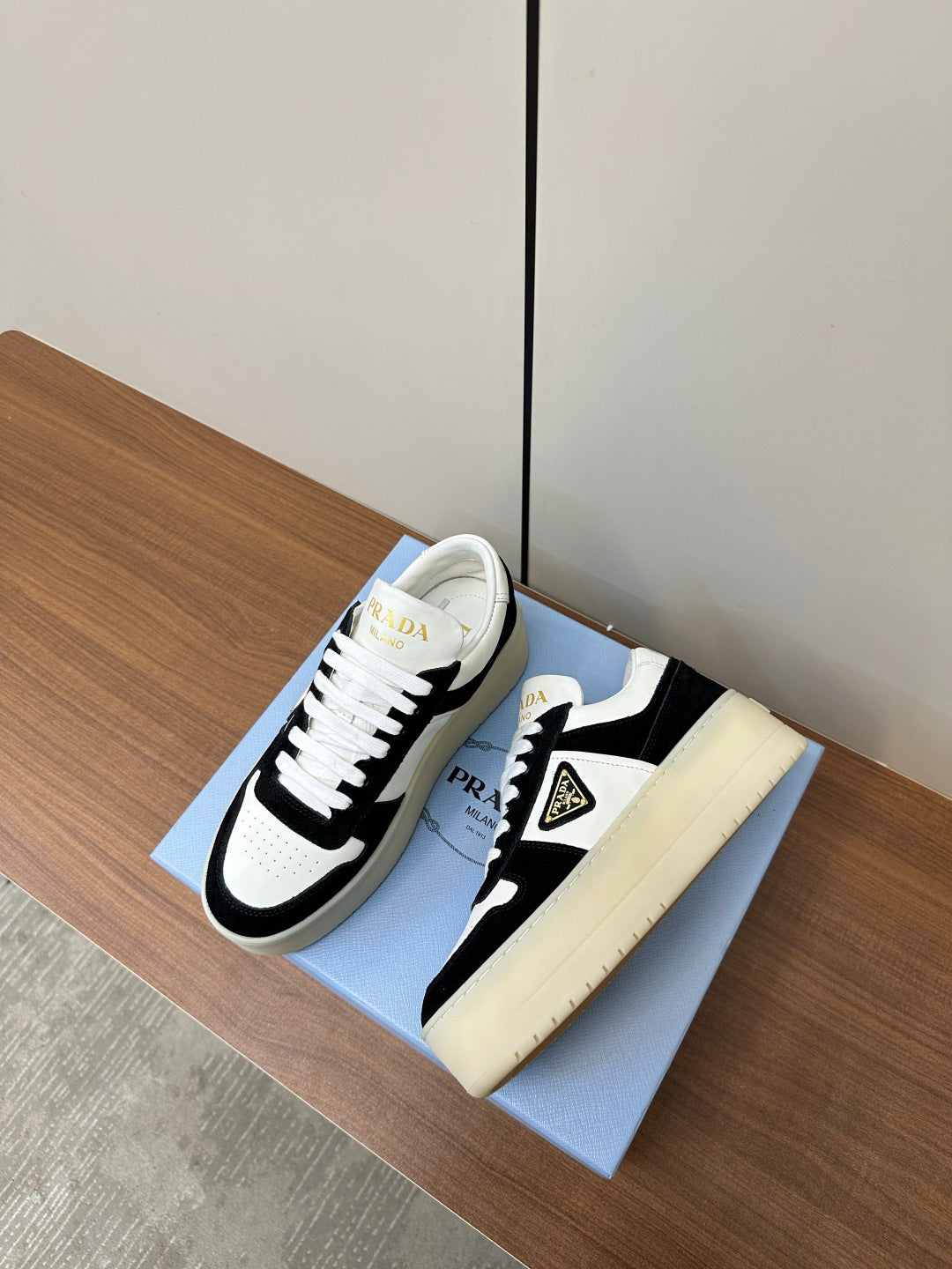 LuxluxHouse Best Quality Women Shoes Prada