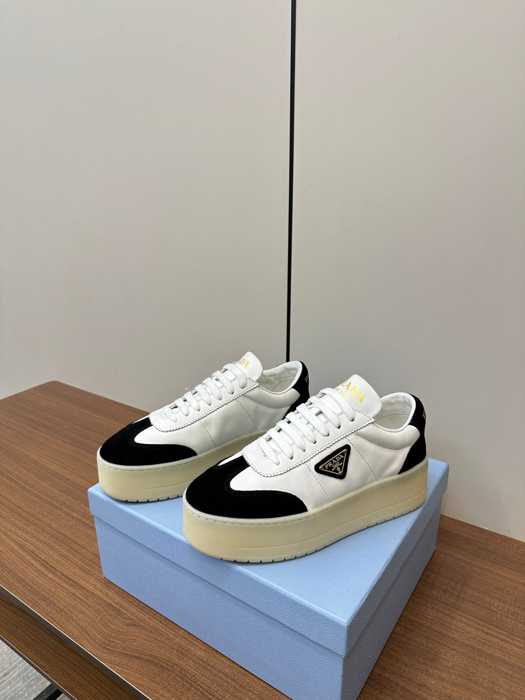LuxluxHouse Best Quality Women Shoes Prada