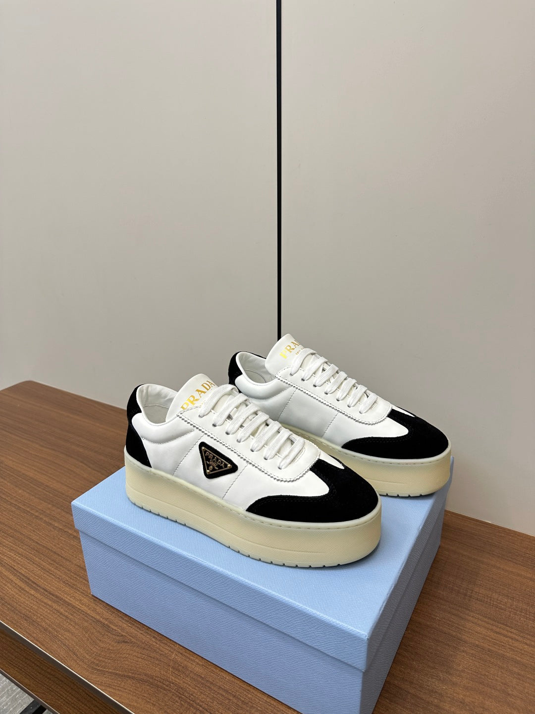 LuxluxHouse Best Quality Women Shoes Prada