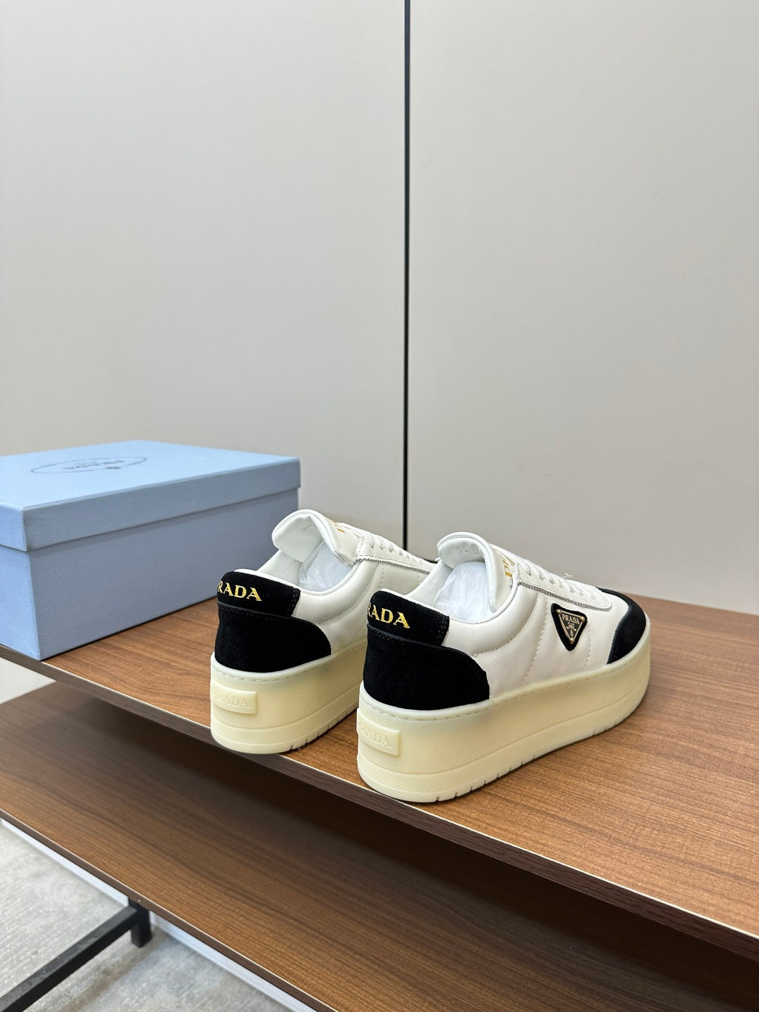 LuxluxHouse Best Quality Women Shoes Prada