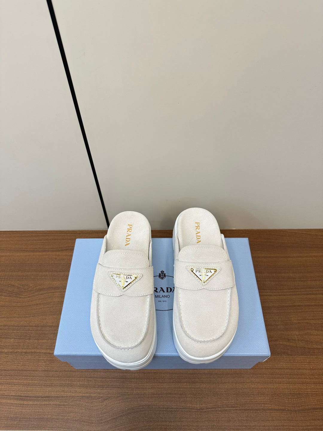 LuxluxHouse Best Quality Women Shoes Prada