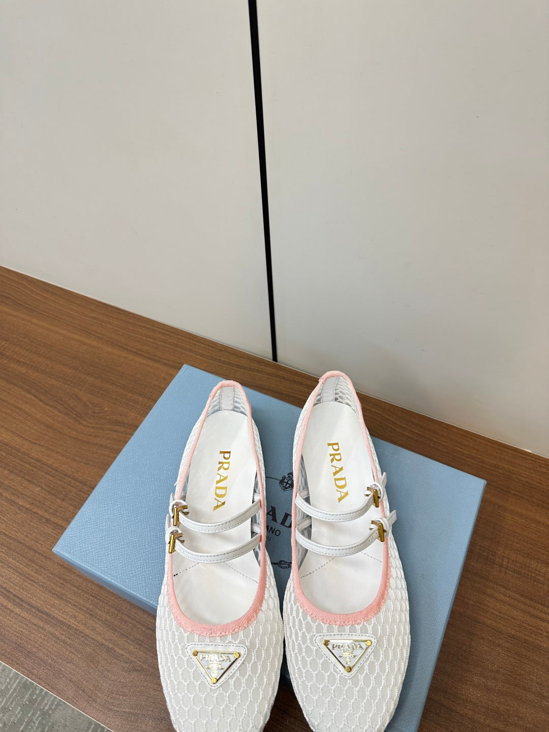 LuxluxHouse Best Quality Women Shoes Prada