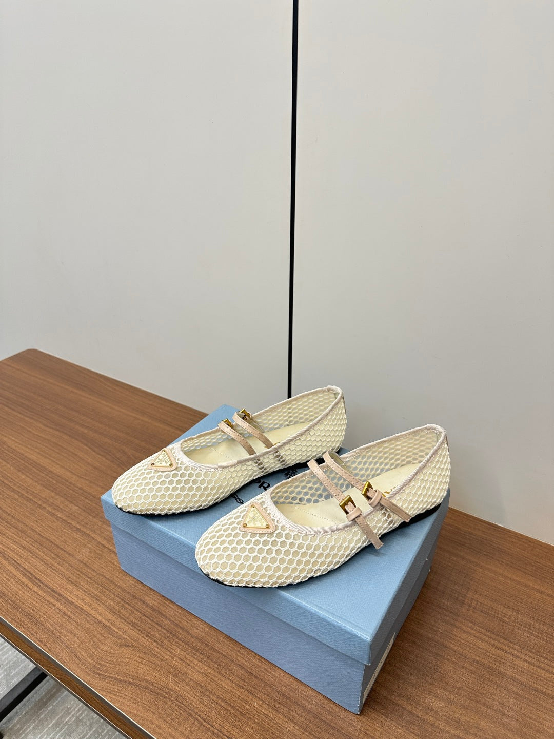 LuxluxHouse Best Quality Women Shoes Prada