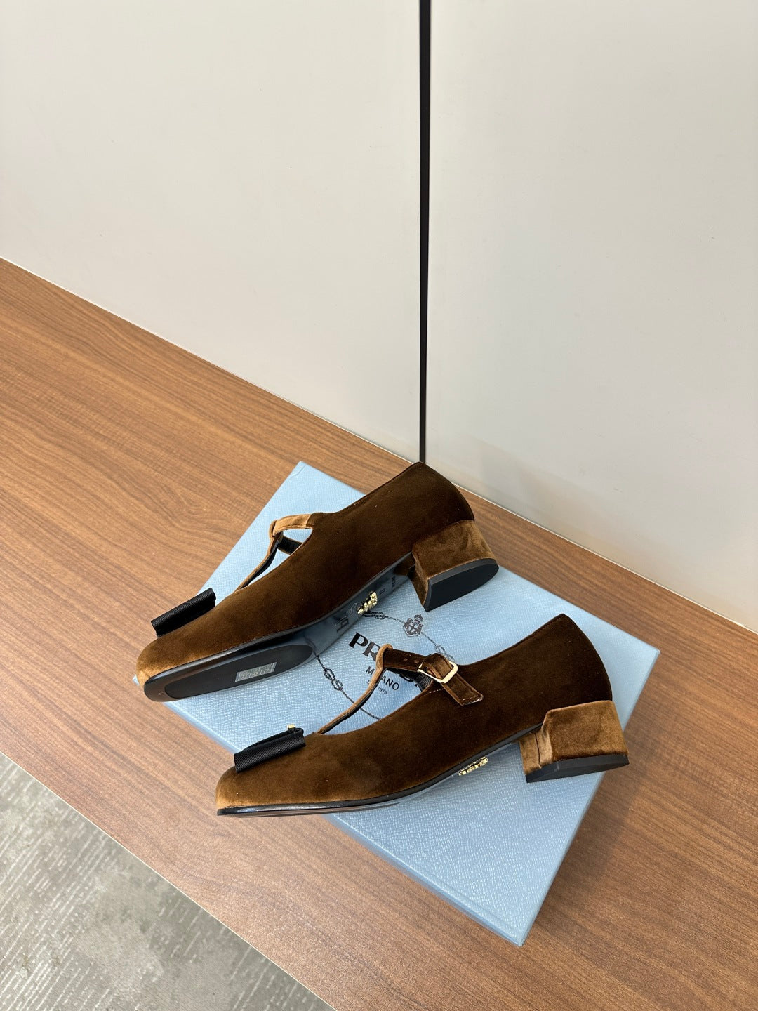 LuxluxHouse Best Quality Women Shoes Prada