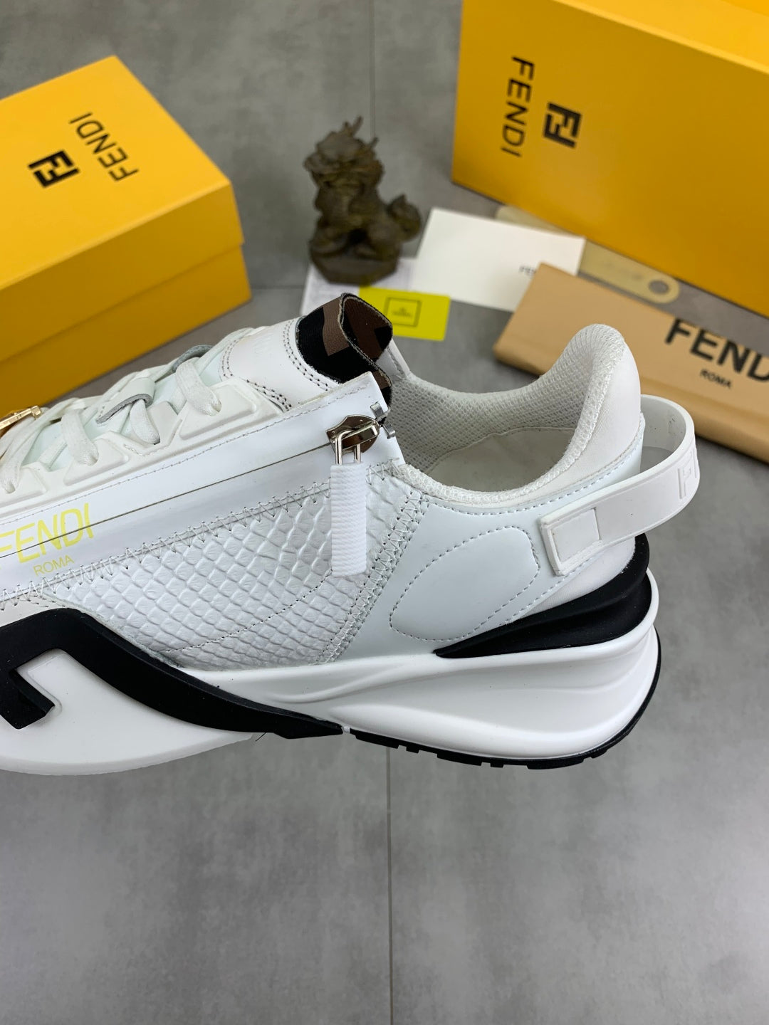 LuxluxHouse Best Quality Shoes Fendi