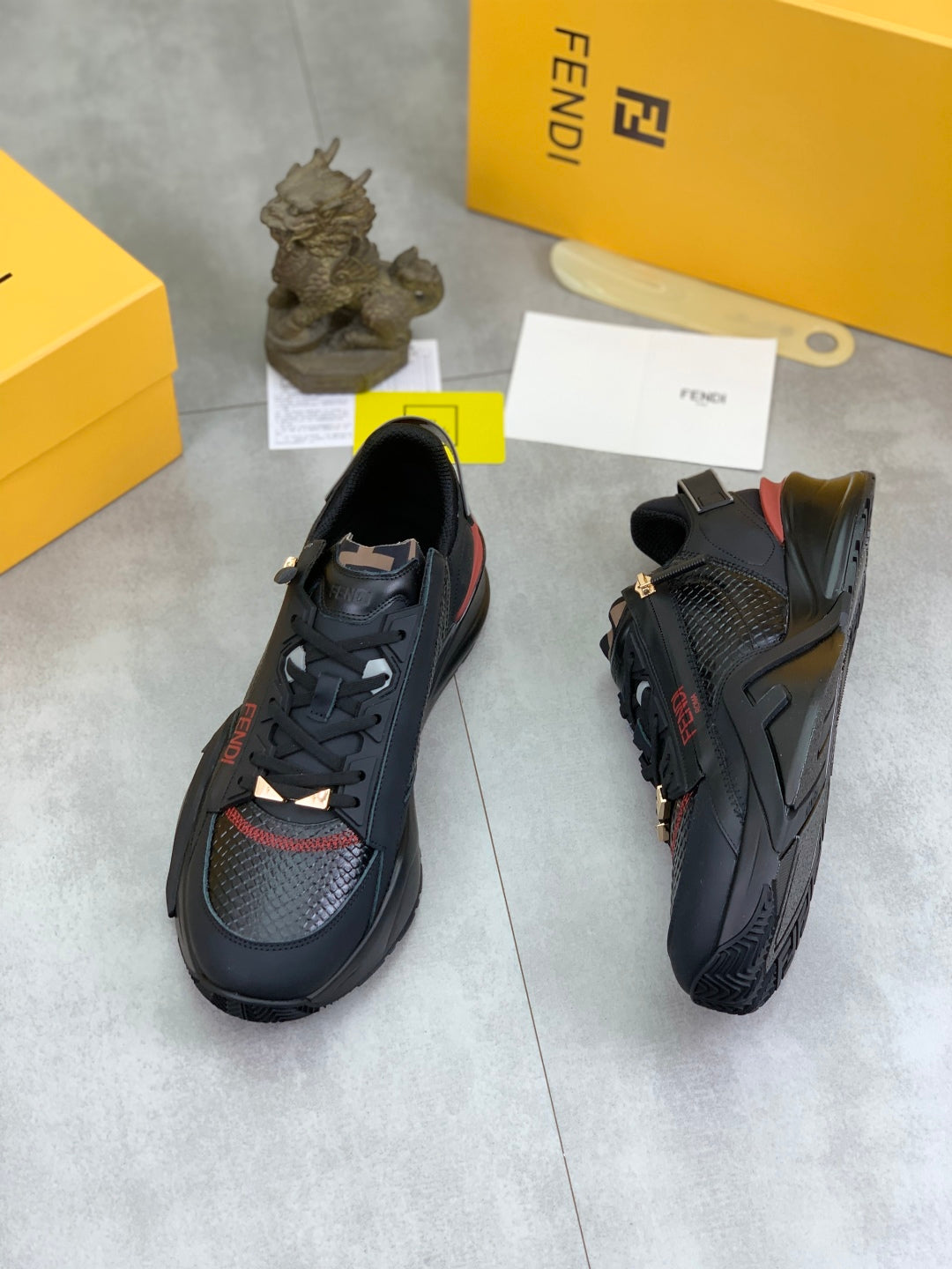 LuxluxHouse Best Quality Shoes Fendi